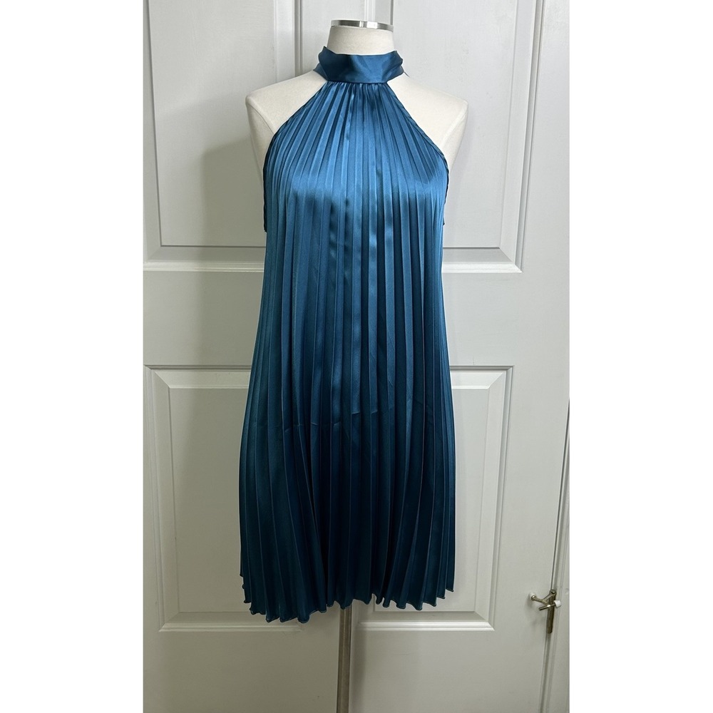 Infinito Pleated Mini Swing Dress Womens Medium*/ Large* READ Minor Flaw*